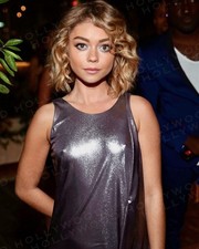 SARAH HYLAND 8x10 PHOTO WM picture