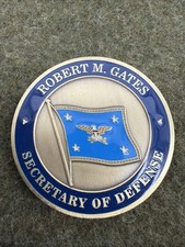 Robert M. Gates 22nd Secretary of Defense SECDEF DOD Challenge Coin picture