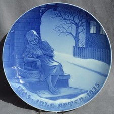BING & GRONDAHL 1895 - 1935 B&G Christmas Jubilee Plate: Little Match Girl picture