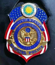 Vintage 2013 Presidential Inauguration Smithsonian OPS Commemorative Shield Insi picture