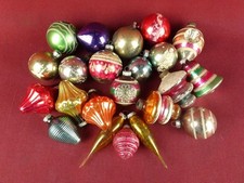 22 VINTAGE MID CENTURY GLASS CHRISTMAS ORNAMENTS STENCILS INDENTS TEAR DROPS UFO picture