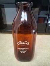 Vintage Fenn's Guernsey Dairy Amber Glass Quart Milk Bottle Sioux Falls SD picture
