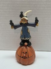 Vintage Williraye Studio Halloween Scaring Up Fun Scarecrow Figurine picture