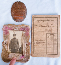 WWI France Chasseur Forestiers Service Record Livret Booklet, Badge, and Photo picture