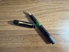 Pelikan 100 picture