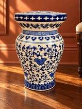 Vintage 80s CHINOSERIE BLUE AND WHITE PEDESTAL picture