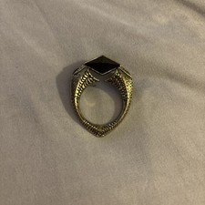 Harry Potter Vintage Lapel Pin Gold Tone Black Marvolo Gaunts Ring Brooch Pin picture