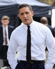 TOM HARDY 8x10 PHOTO WM picture