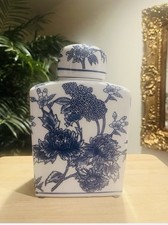 Elegant Blue & White  Porcelain Chinoiserie Floral Square Ginger Jar picture