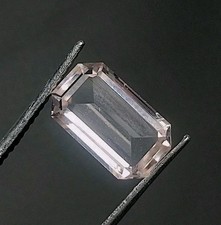 2.5 Ct Aesthetic Morganite Loose Gemstone - Nice Color & Clarity - Emerald Cut picture