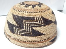 FINE ANTIQUE YUROK (HUPA) CALIFORNIA BASKET HAT - 6 1.2