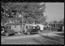 Photo:1930s Trailer Camp Vintage Cars Rural Scene picture