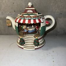 Vtg House of Lloyd Holiday Hideaway Musical Teapot Mice Christmas Works Video picture