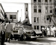 LG87 1958 Original John Walther Photo NORTH MIAMI AVE AND 36TH ST CABBY ATTACK picture
