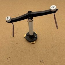 KYOSHO Mechanical Balance Scale with Brass Adjusters – Scientific Instrument picture