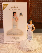 Hallmark Keepsake Gone with the Wind Scarlett O'Hara 2009 Hanging Ornament MINT picture