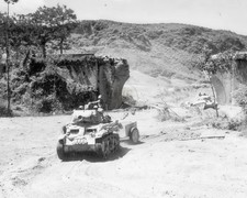 WWII US 1st Armored Division 8x10 Photo Print HT413602 picture