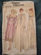 Vintage Vogue EXQUISITE Robe/Nightgown Pattern 9951 Bust 32-1/2 picture
