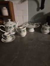 Andrea by Sadek 7 Piece Tea Set. picture