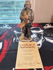 RARE Emmett Kelly Jr SWEEPING UP Clown Figurine Hand Painted W/ COA 974/12000 picture