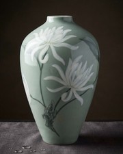 Vintage Lladro 1593 Chrysanthemum Porcelain Vase Green Glazed Retired 1988 Spain picture