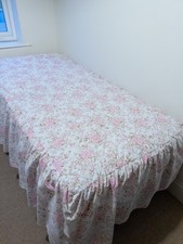 Vintage 70s Pink Rose Floral Single Bedspread Frill English Country Cottage Prop picture