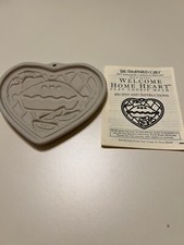 The Pampered Chef Welcome Home Clay Cookie Mold picture