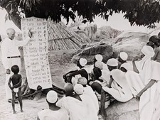 Original 1954 Dr Frank Laubach Nigeria Literacy Each One Teach One Press Photo picture