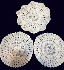 Vintage Crochet Doilies Set of 3 Cream Cotton Lace Cottagecore Handmade Grandma picture