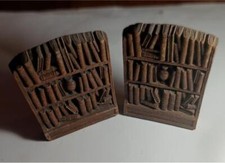 VINTAGE BOOKSHELF BOOKS FORMED SYROCO WOOD BOOKENDS picture
