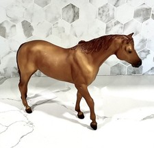 Vintage Breyer Horse San Domingo Chestnut Pilgrim #719 1998 -99 U.S.A. EUC picture