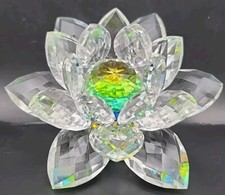BEAUTIFUL Crystal World WATER LILY Flower Rainbow Center Figurine ~ VERY NICE picture