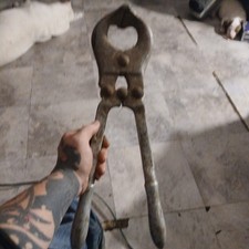 Vintage Huge Bull Castration Pliers Cattle Burdizzo Veterinary 18