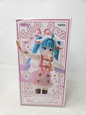 Taito Wonderland Hatsune Miku Anime PVC Figure New Boxed Pink Hair US Seller picture