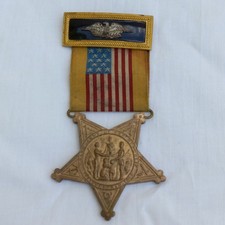 Antique 1861-1866 GAR Civil War Veterans Medal Porcelain Bar picture