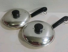 Vintage Brillium Aluminum Plastic Frying Pan Shaped Salt & Pepper Shakers  picture