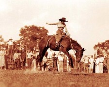 Pendleton Rodeo Riding A Bronc Horse Cowgirl 8 x 10 photo Vintage Rodeo Photos picture