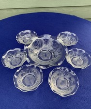 Jeannette Glass Iris clear ruffled bowl set Master & 6 berry bowls, very good picture