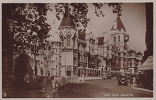 THE LAW COURTS & STREET SCENE REAL PHOTO POSTCARD LONDON ENGLAND UK 1920s RPPC picture