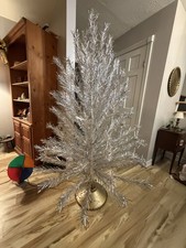 Vintage 7ft Aluminum Silver Christmas Tree w Working Color Wheel & Rotating Base picture
