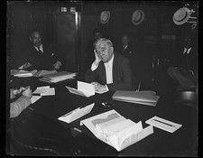 Photo:George Norris 1936 Senate Office Meeting Portrait picture