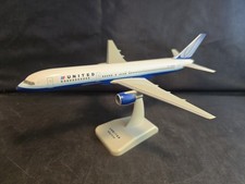  Hogan 1/200 United Airlines Boeing 757-200 N505UA Desk Model picture