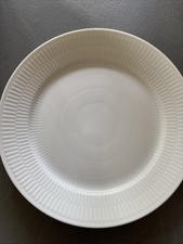 ROYAL COPENHAGEN Fluted WHITE Ordinary DINNER PLATE   (# 627 ) - 10 5/8