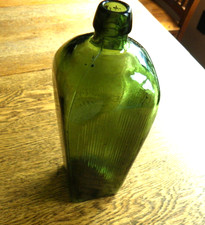 Case Gin Bottle Dark Forest Green Molded Glass - 10 1/2