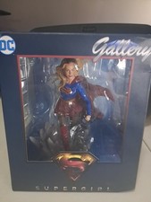 Diamond Select Supergirl PVC Diroma Statue DC Comics picture