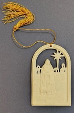 Vintage Avon 1985 The Shepherd Porcelain Nativity Christmas Ornament Gold Tassel picture
