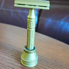 Karve Overlander Brass Safety Razor Discontinued With Its Stand picture