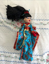 2004 Bratz World Collector's Edition Tokyo Japan Kumi Doll  picture