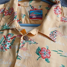 Vintage Kealoha's Genuine Hawaiian Aloha Shirt Yellow Floral Lei Lady 100% Rayon picture