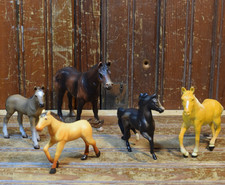 BREYER SCHLEICH SPIRIT STALLION HORSE PONY PALAMINO HORSES MIXED 5PCS RETIRED picture